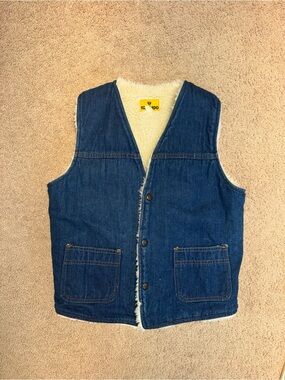 Tornado Vintage Women's Blue Denim Sherpa Lined Snap Front Vest w/ Pockets